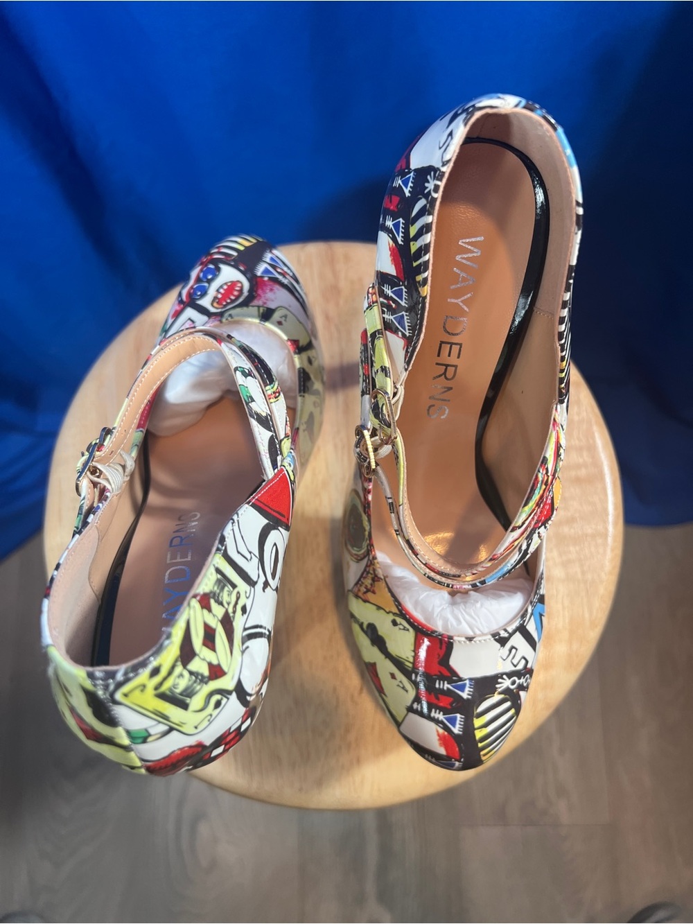 High Heels - Picture 2 of 3